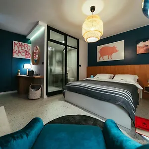 Em Kastelo Apartment